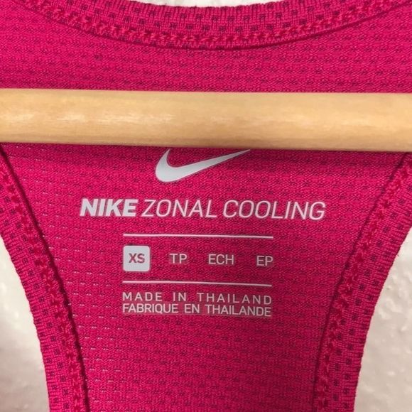 Nike Tank Top Reflective Pink Zonal Cooling Light - Picture 2 of 8